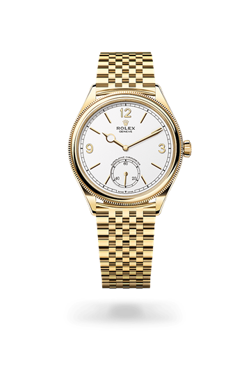1908 * 39 mm, 18 ct yellow gold, polished finish with a Intense white Domed and fluted bezel and Settimo, seven-piece solid links bracelet