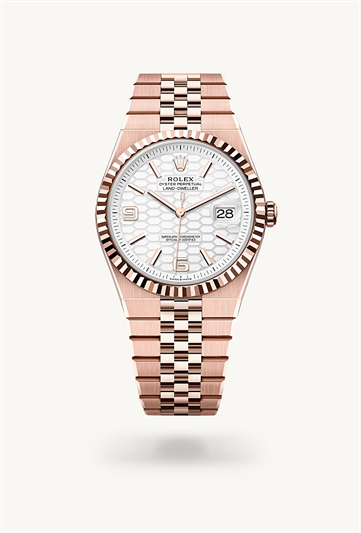 Land-Dweller 40 * Oyster, 40 mm, Everose gold with a Intense white, honeycomb motif Fluted bezel and Flat Jubilee, five-piece solid links bracelet