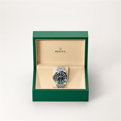 GMT-Master II, Oyster, 40 mm, Oystersteel watch inside presentation box