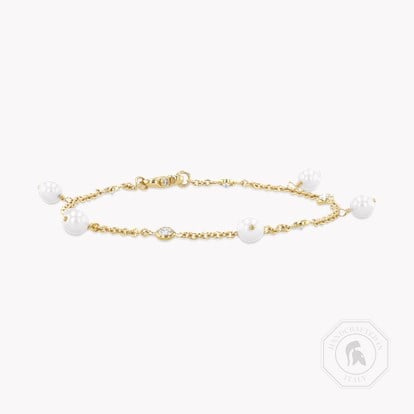 Akoya Pearl and Diamond Bracelet in 18ct Yellow Gold 