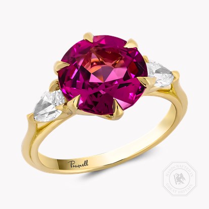 Brilliant Cut 4.44ct Kitulo Garnet and Diamond Ring