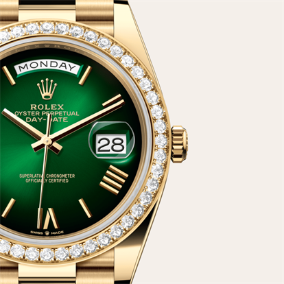 Day-Date 40, Oyster, 40 mm, yellow gold and diamonds watch