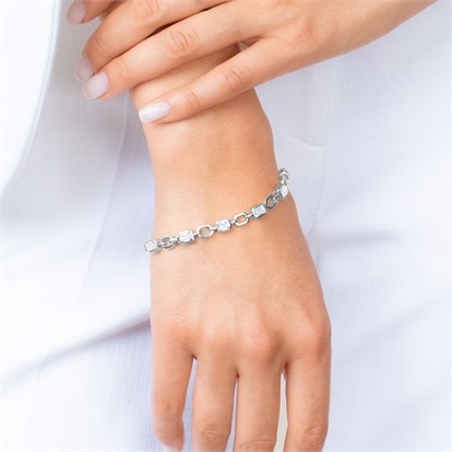 Skimming Stone 4.06ct Line Bracelet