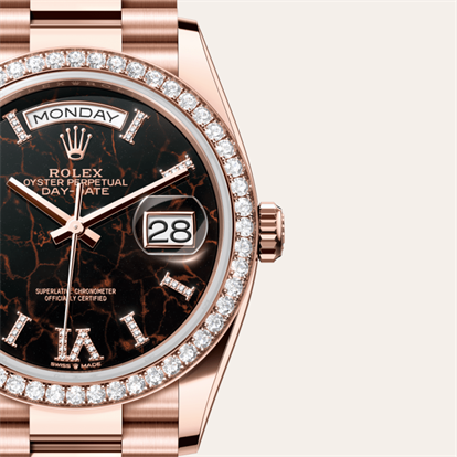 Day-Date 36, Oyster, 36 mm, Everose gold and diamonds watch