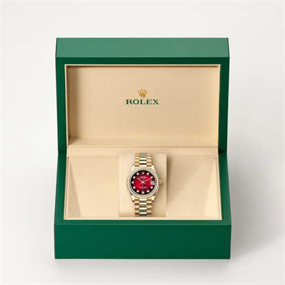 Datejust 31, Oyster, 31 mm, yellow gold and diamonds watch inside presentation box