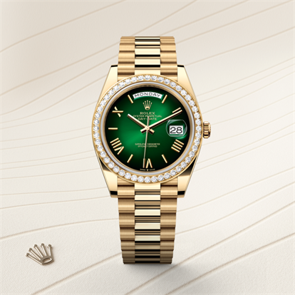 Day-Date 40, Oyster, 40 mm, yellow gold and diamonds watch