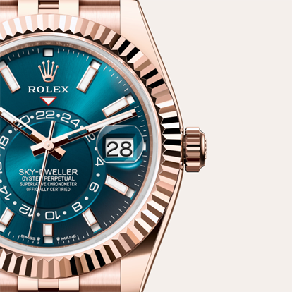 Sky-Dweller, Oyster, 42 mm, Everose gold watch