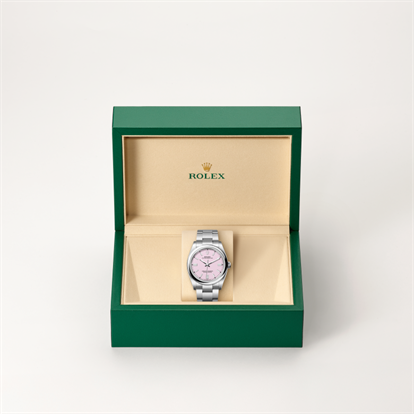 Oyster Perpetual 36, Oyster, 36 mm, Oystersteel watch inside presentation box