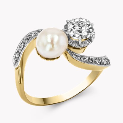 Cushion Cut Diamond and Pearl Toi et Moi Ring in 18ct Yellow Gold
