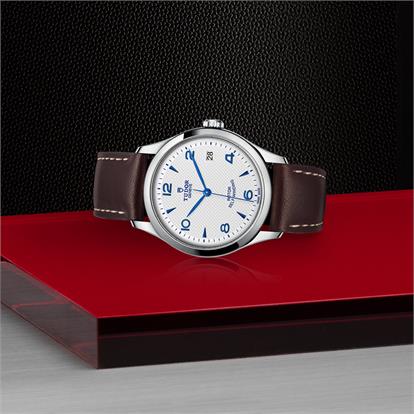 Tudor 1926 M91450-0010