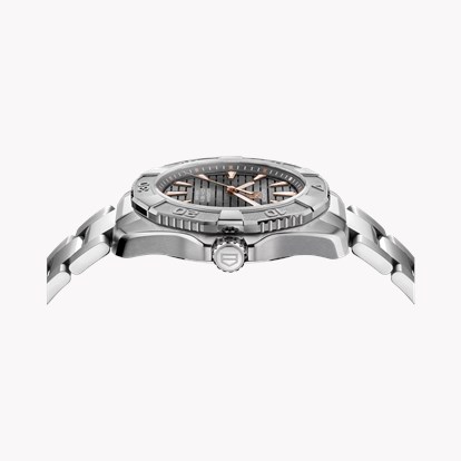 Tag Heuer Aquaracer Professional 200