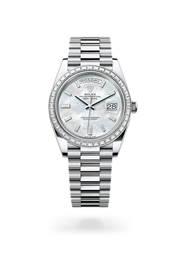 Day-Date 40 * Oyster, 40 mm, platinum and diamonds with a Olive green Diamond-set bezel and President, semi-circular three-piece links bracelet
