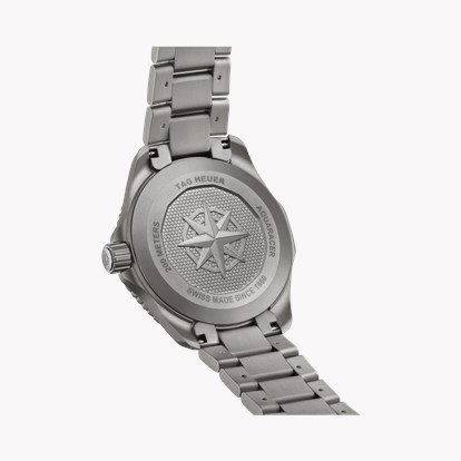 Tag Heuer Aquaracer Professional 200 Solargraph