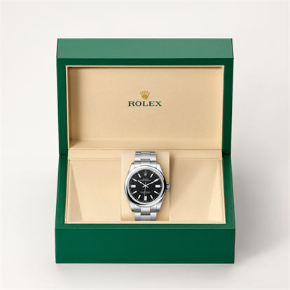 Oyster Perpetual 41, Oyster, 41 mm, Oystersteel watch inside presentation box