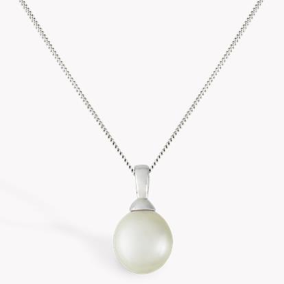 South Sea Pearl Pendant 10 - 11mm in 18ct White Gold