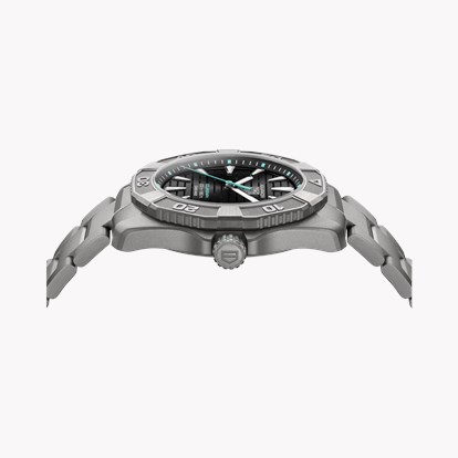 Tag Heuer Aquaracer Professional 200 Solargraph