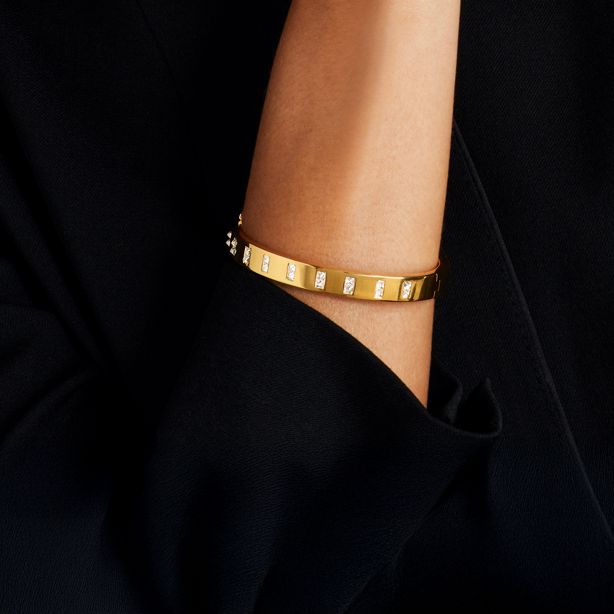 Inverted Princess Cut Diamond RockChic Bangle Princess Cut, Channel Set_10