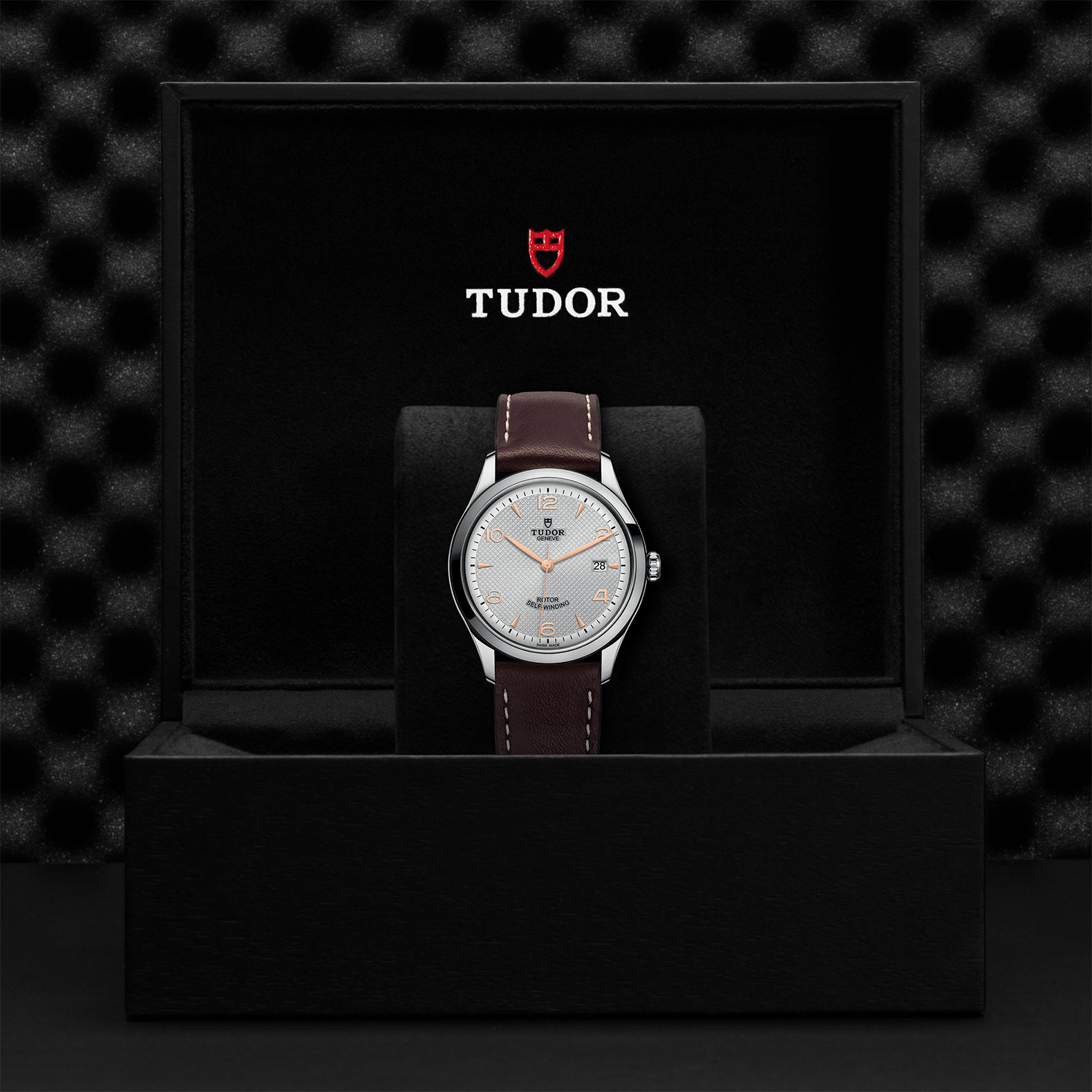 Tudor 1926 39mm, Silver Dial, Arabic/Baton Markers_3