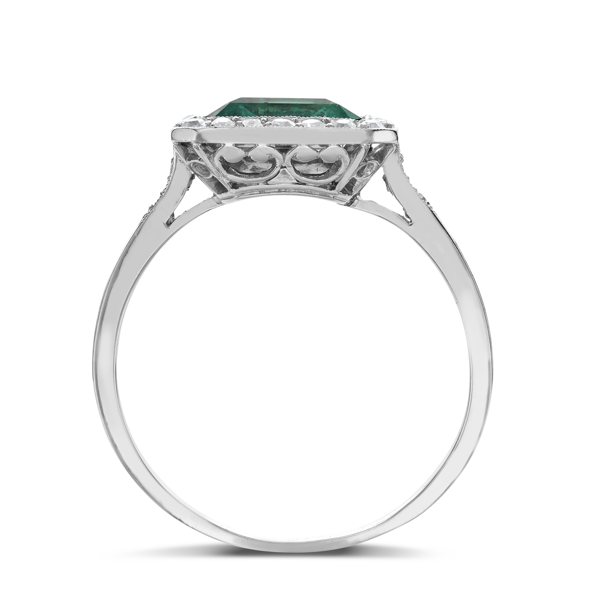 Edwardian Colombian Emerald & Diamond Cluster Ring Emerald & Brilliant Cut, Millegrain Set_3
