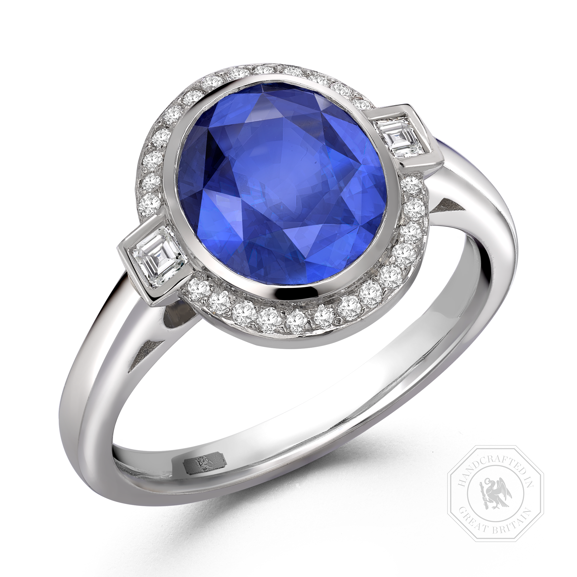 Oval Cut 4.09ct Sapphire and Diamond Cluster Ring Oval Cut, Rubover Set_1
