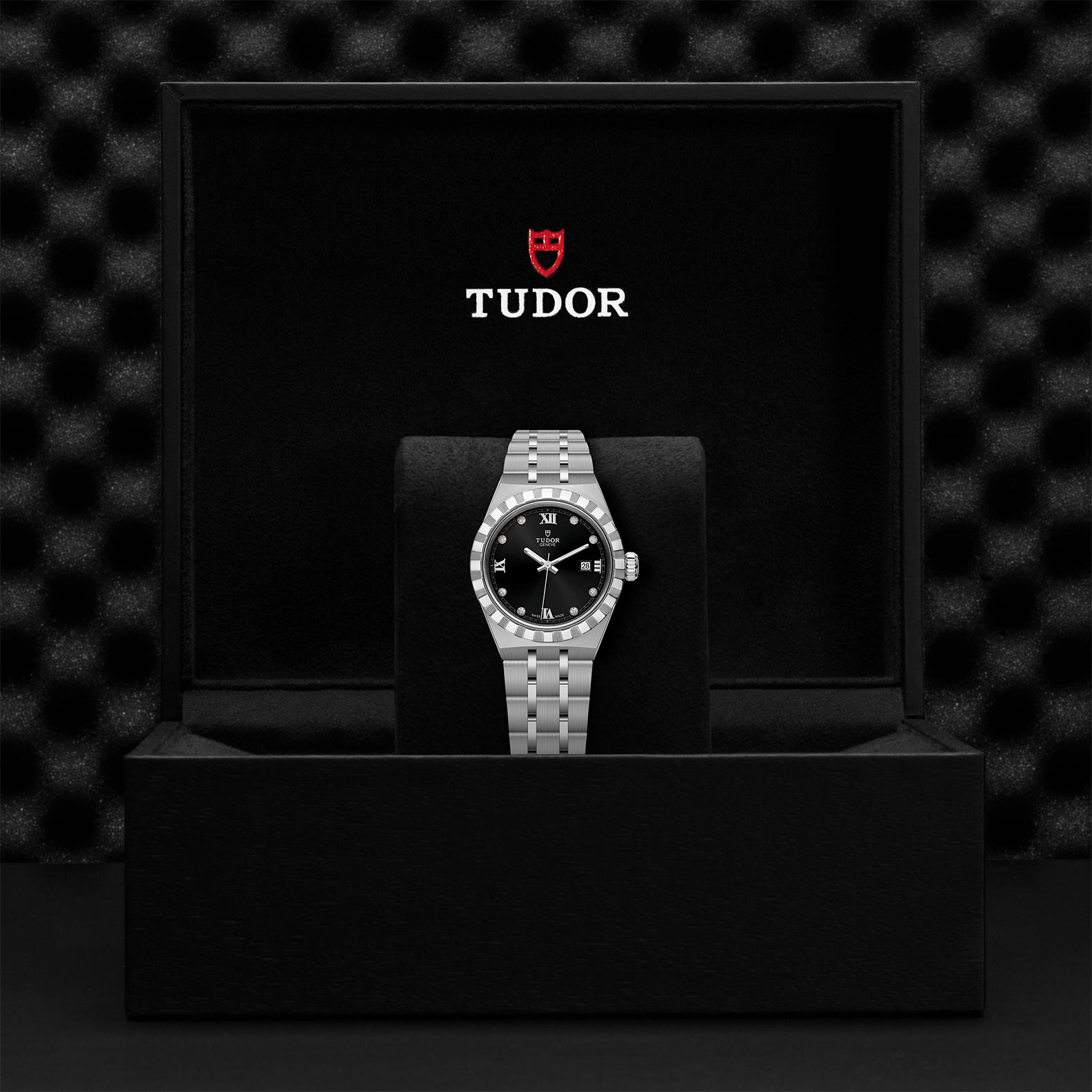 Tudor Royal 28mm. Black Dial. Diamond Numerals_3