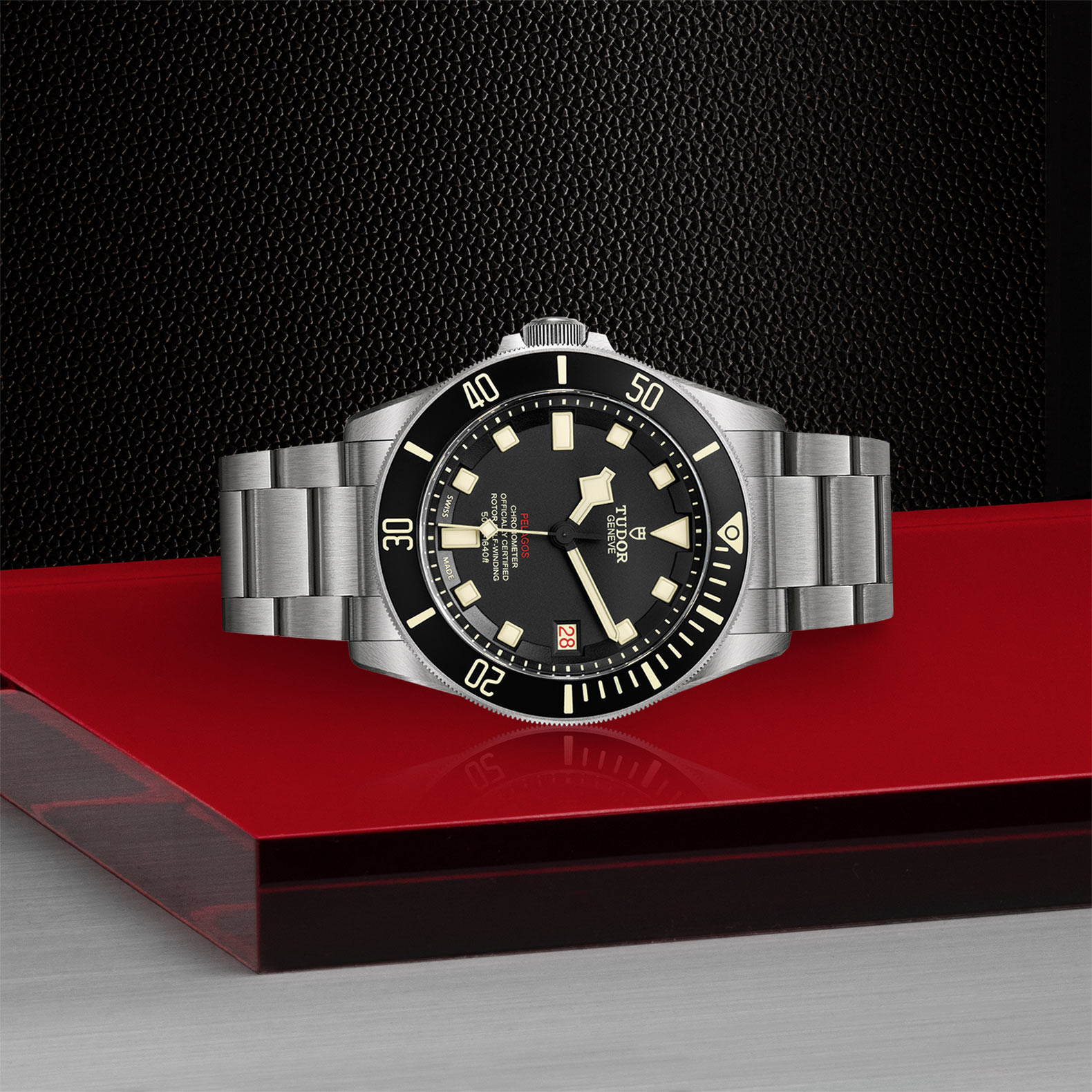 Tudor Pelagos LHD 42mm. Black Dial. Baton Numerals_3