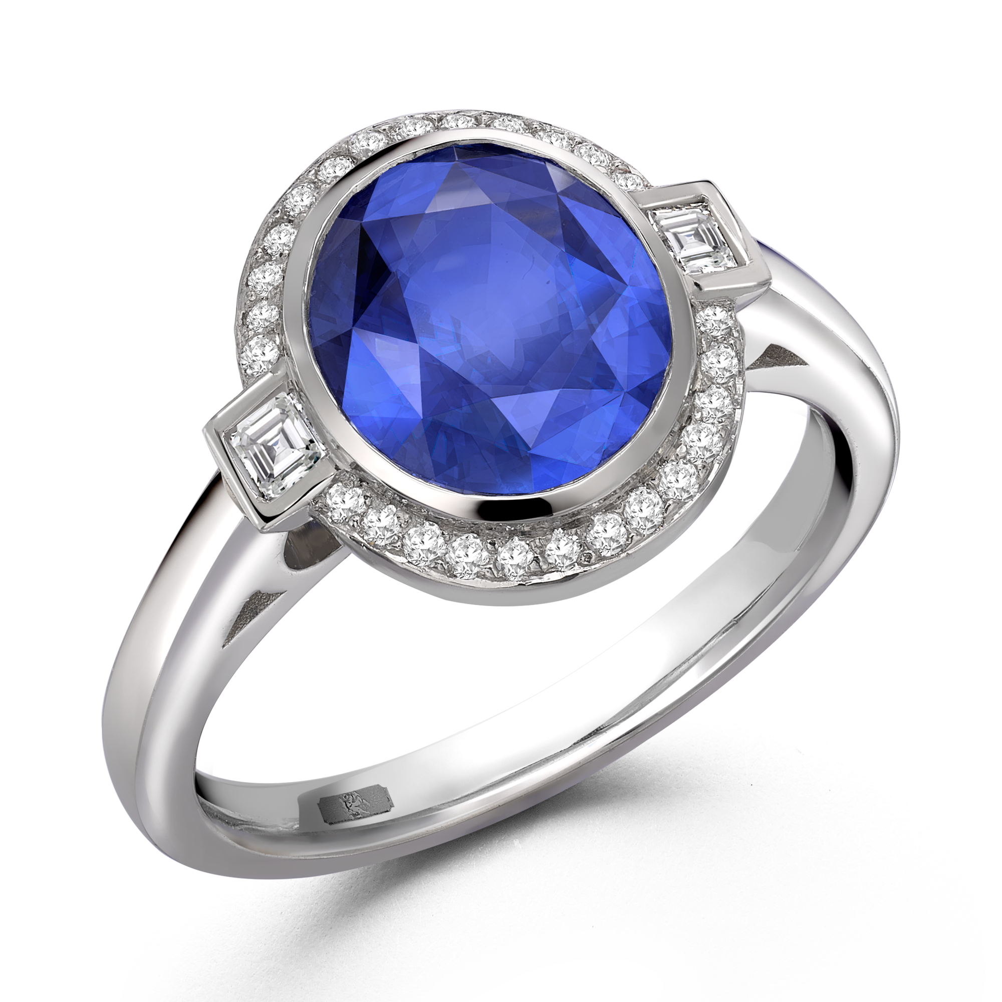 Oval Cut 4.09ct Sapphire and Diamond Cluster Ring Oval Cut, Rubover Set_1