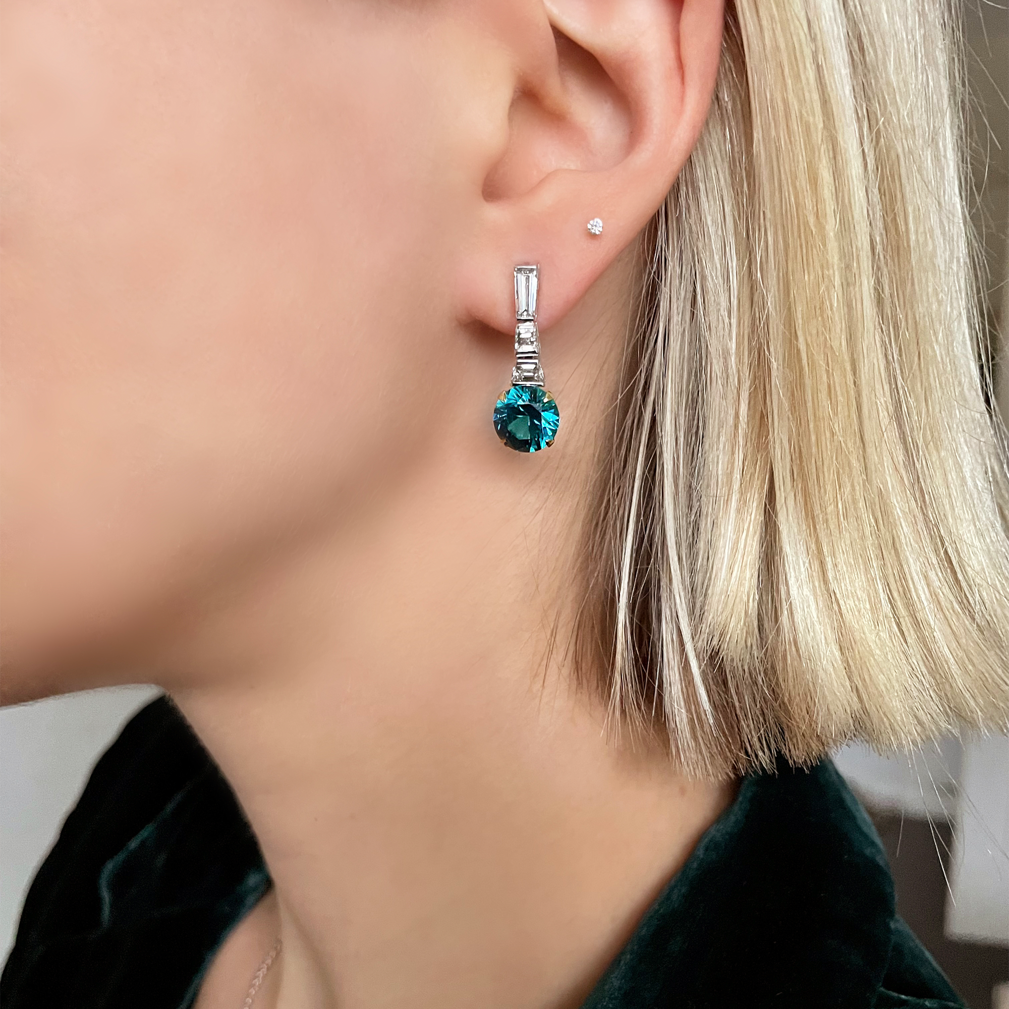 Masterpiece Brilliant Cut Electric Tourmaline Earrings Brilliant Cut, Four Claw Set_10
