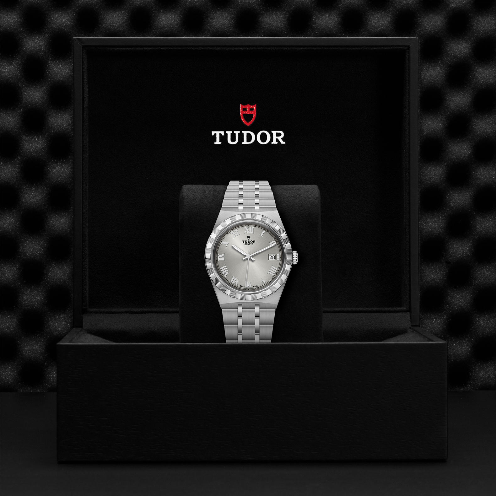 Tudor Royal 38mm. Silver Dial. Roman Numerals_3