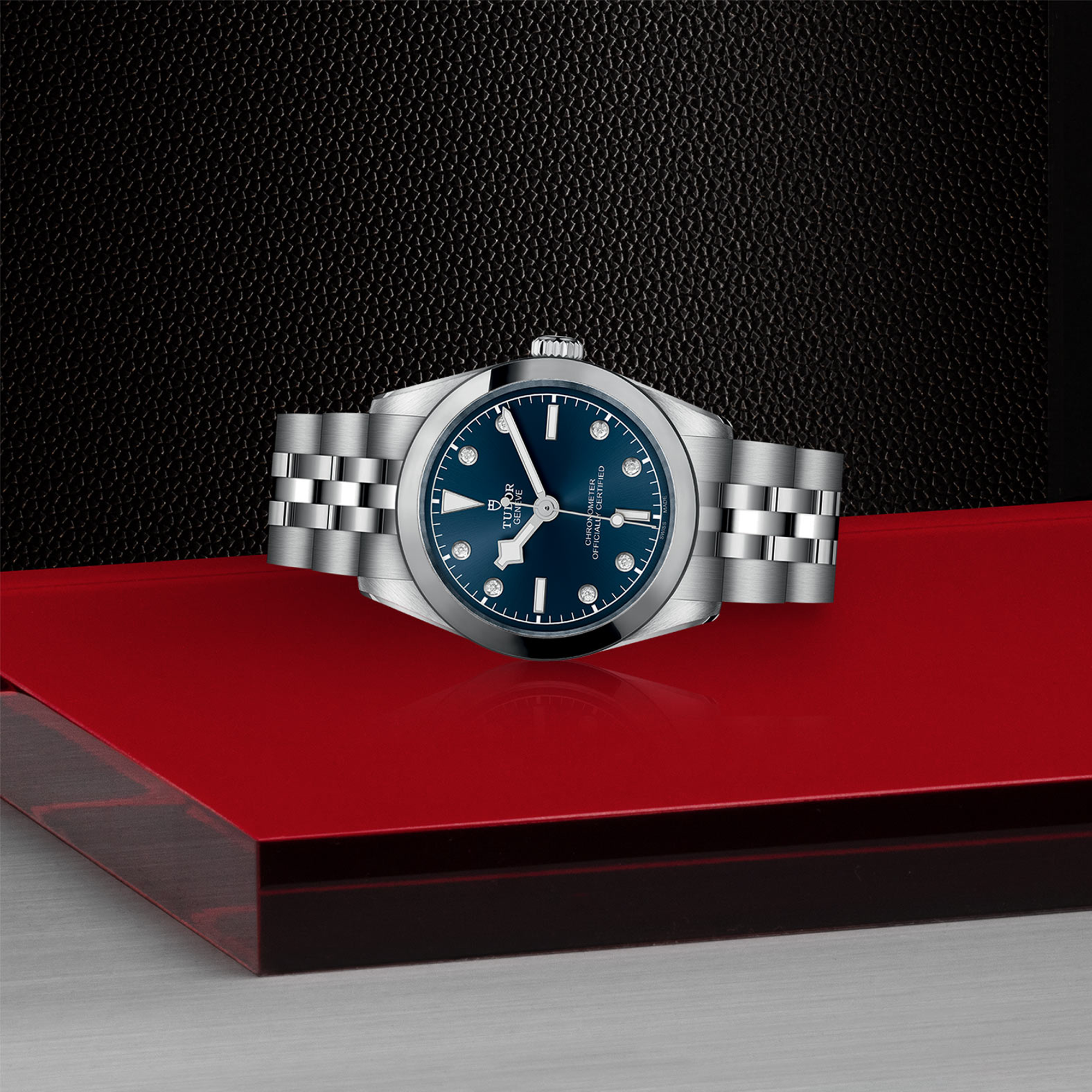 Tudor Black Bay 31 31mm, Blue Dial, Diamond Numerals_2