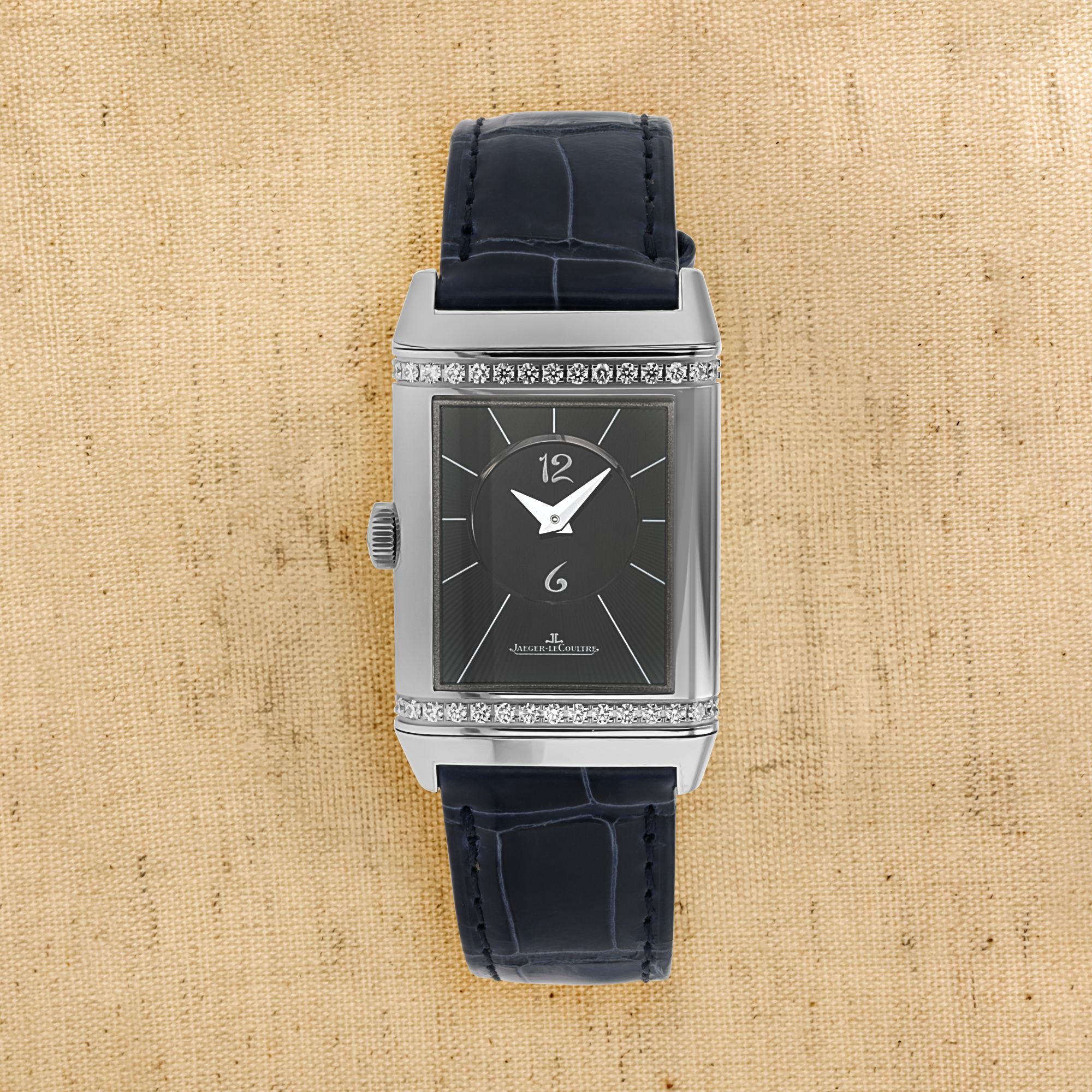Jaeger-LeCoultre Reverso 24mm, Silver Dial, Arabic Numerals_2