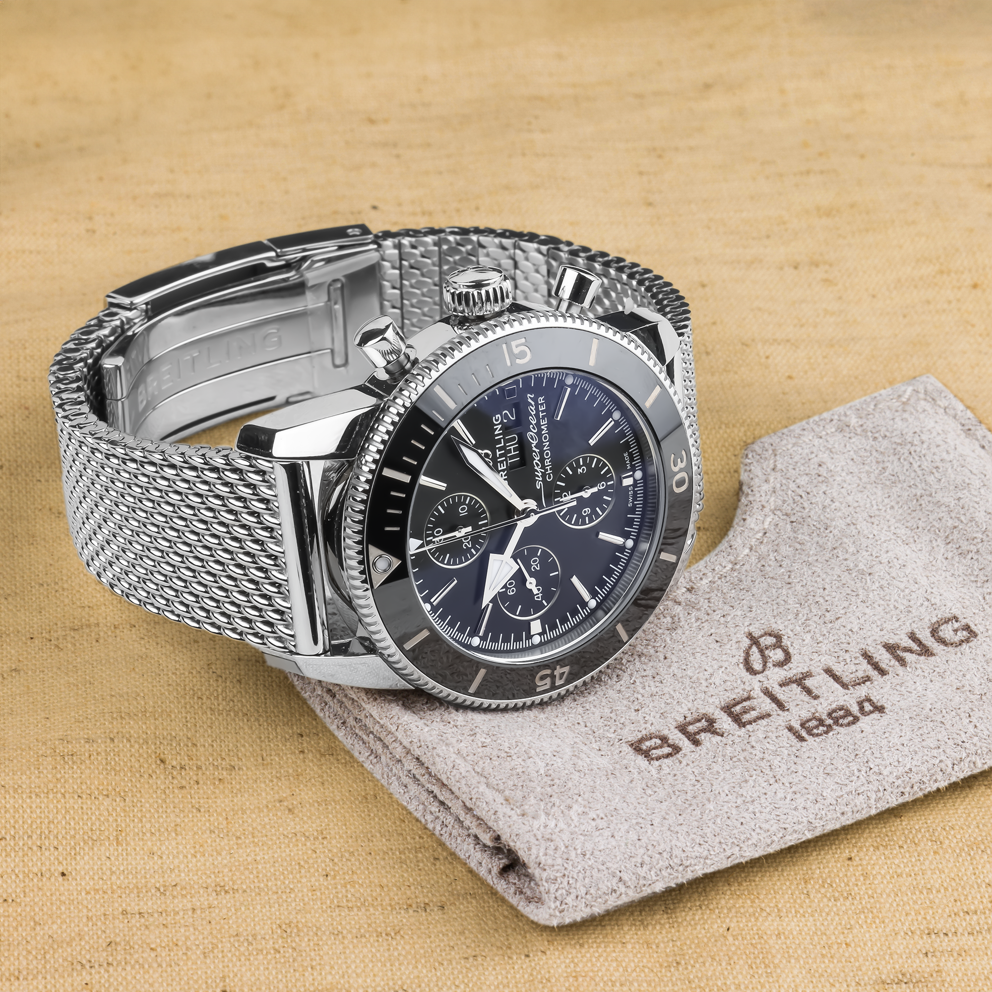 Breitling Superocean Heritage Chronograph 44mm, Black Dial, Baton Numerals_10