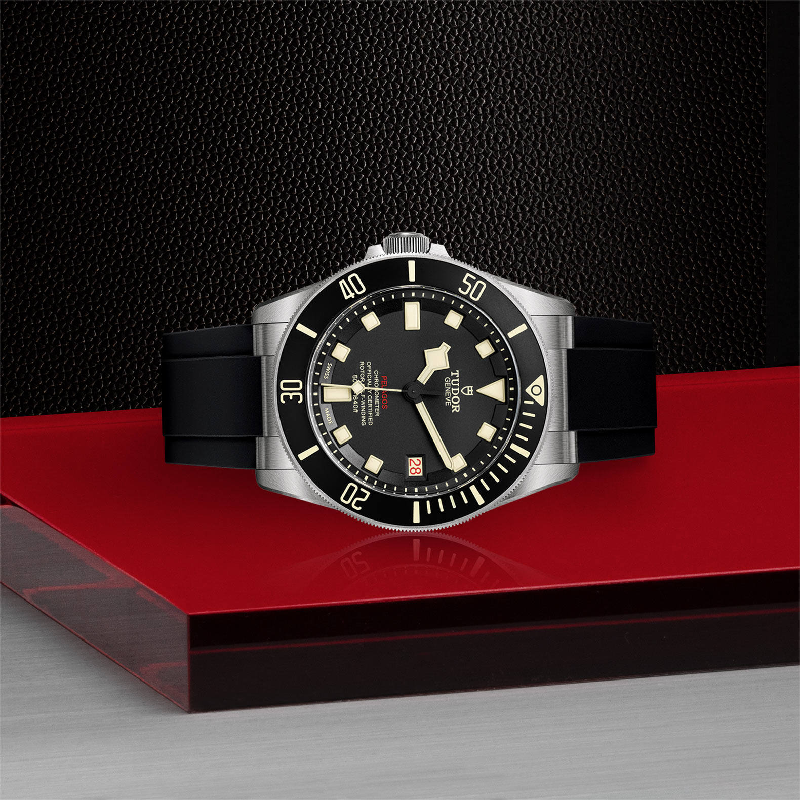 Tudor Pelagos LHD 42mm. Black Dial. Baton Numerals_4