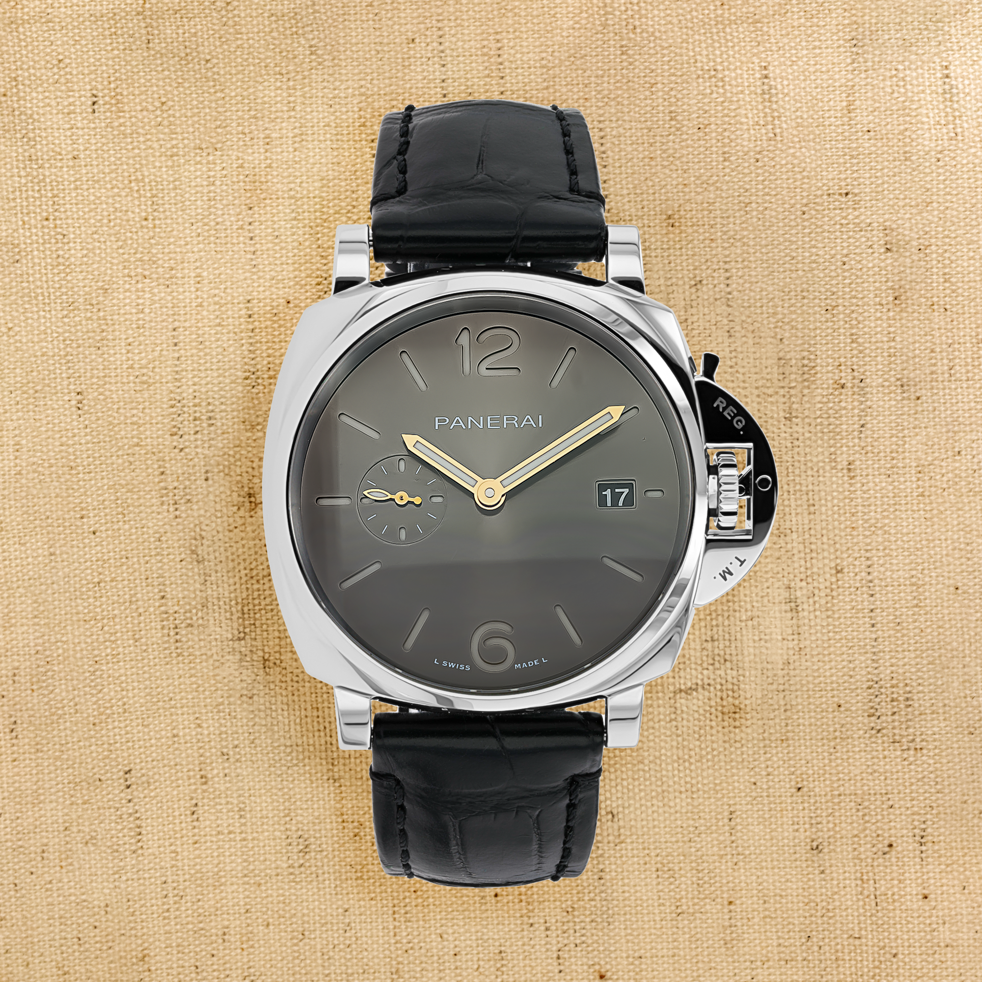 Panerai Luminor Due - 42mm 42mm, Black Dial, Arabic/Baton Numerals_1
