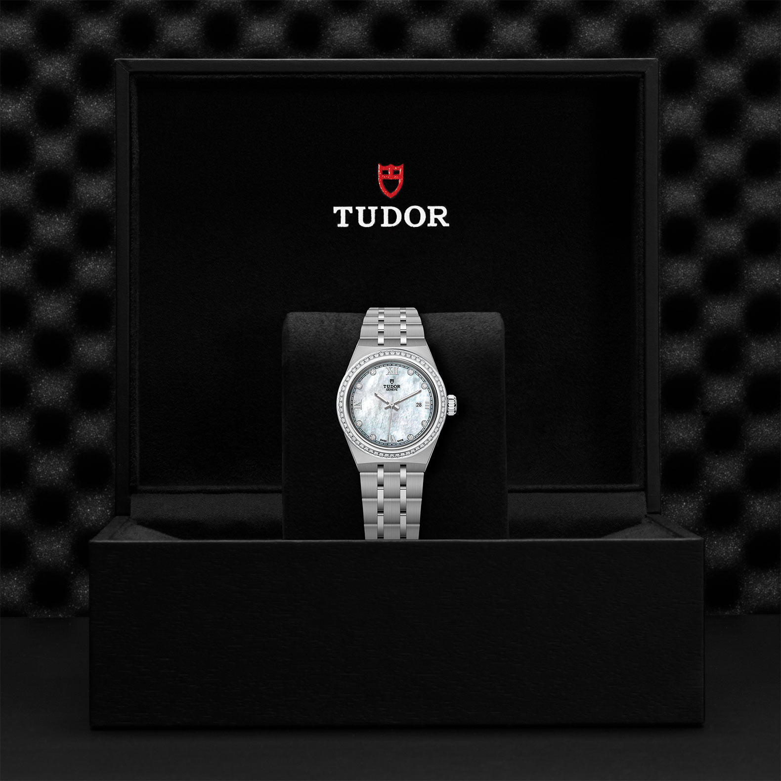Tudor Royal 28mm, Mother of Pearl dial, Diamond numerals_3