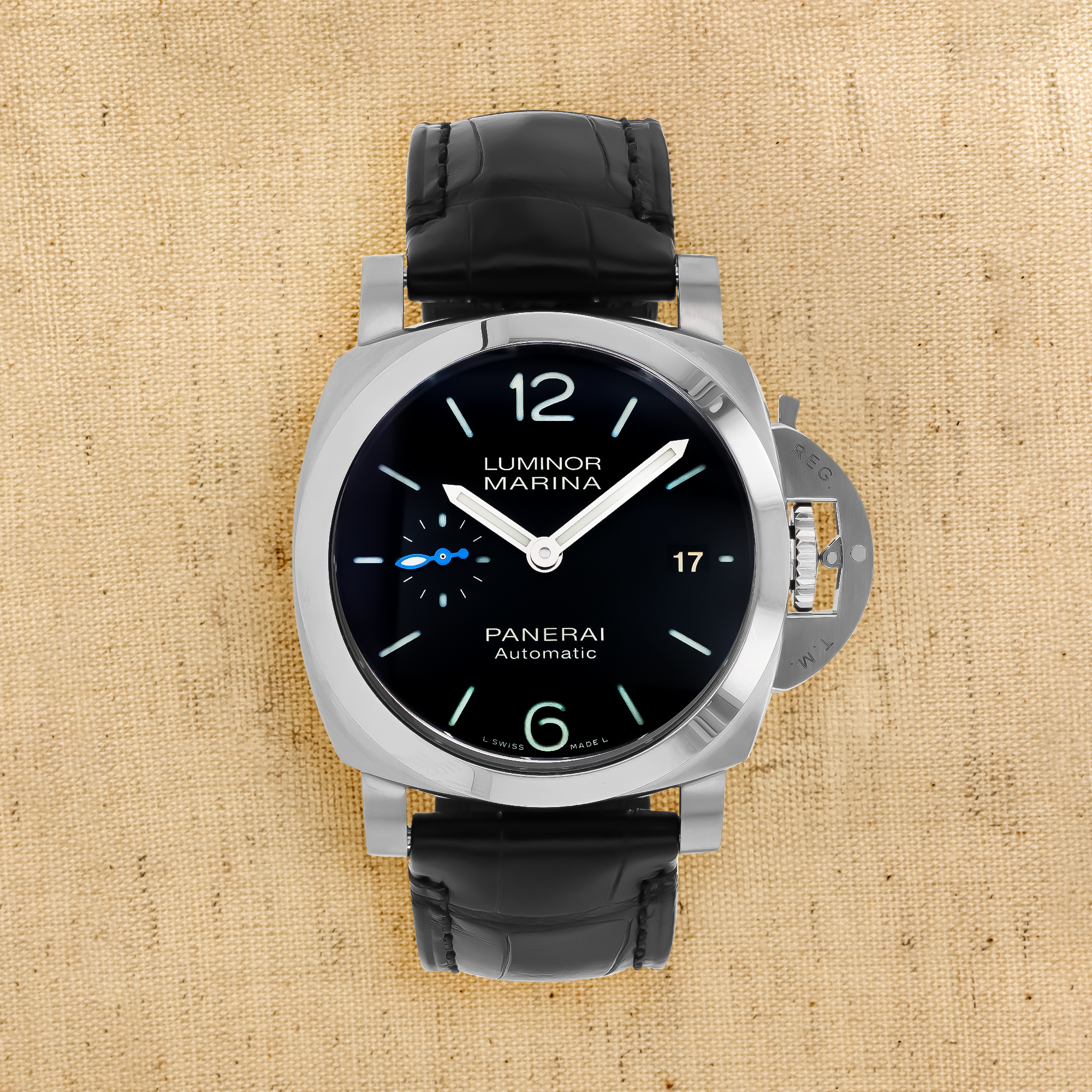 Panerai Luminor Marina Quaranta - 40mm 40mm, Black Dial, Arabic/Baton Numerals_1