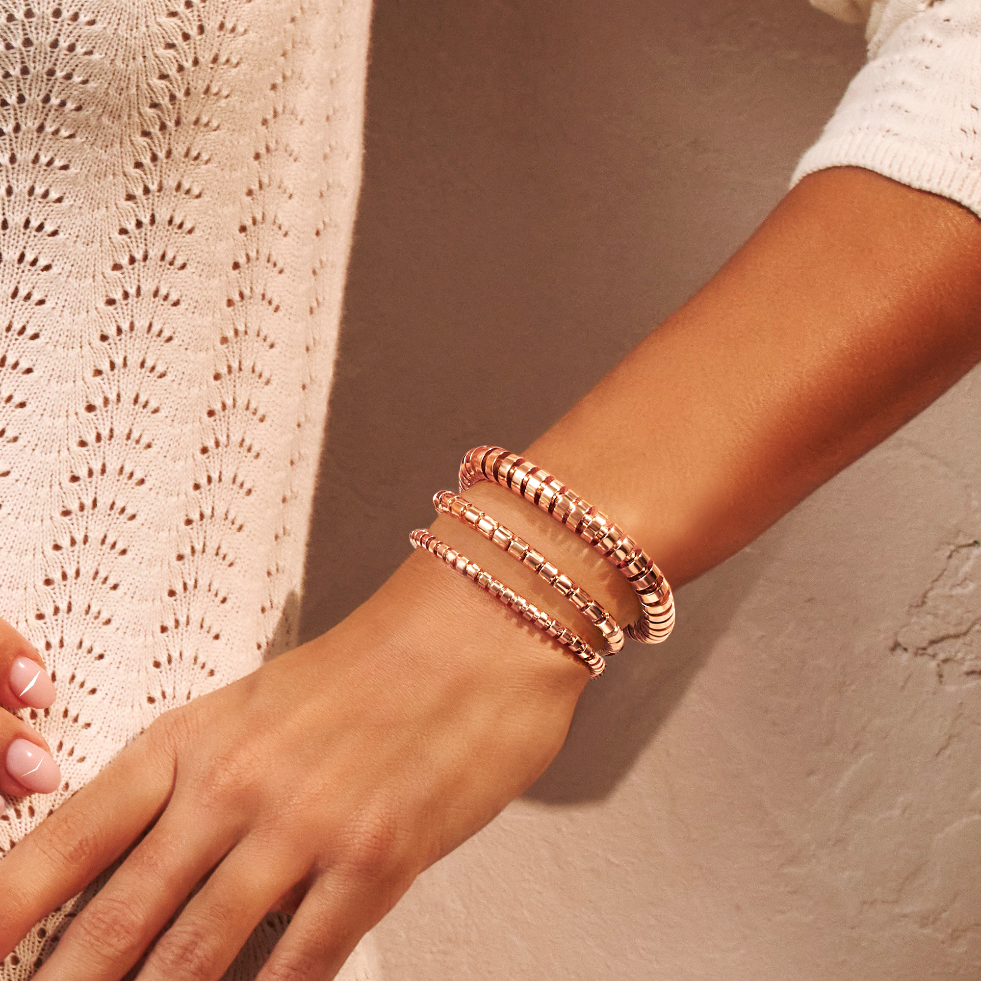 Amalfi Small Circular Link Expandable Bangle _10