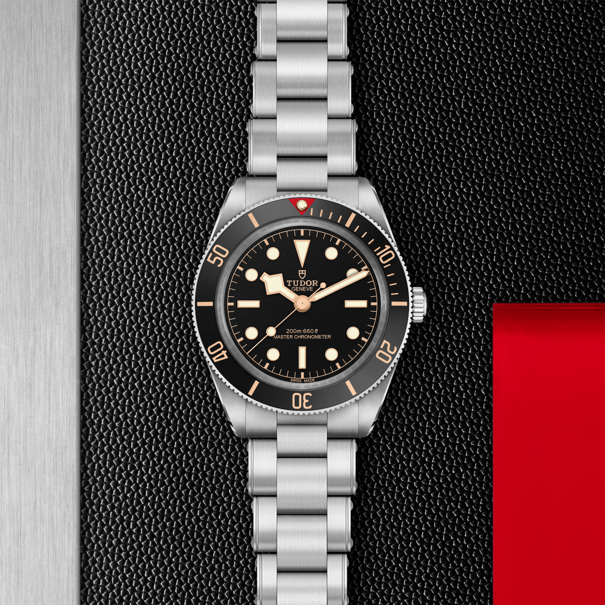 Tudor Black Bay 58 39mm, Black Dial, Arabic/Baton Numerals_2