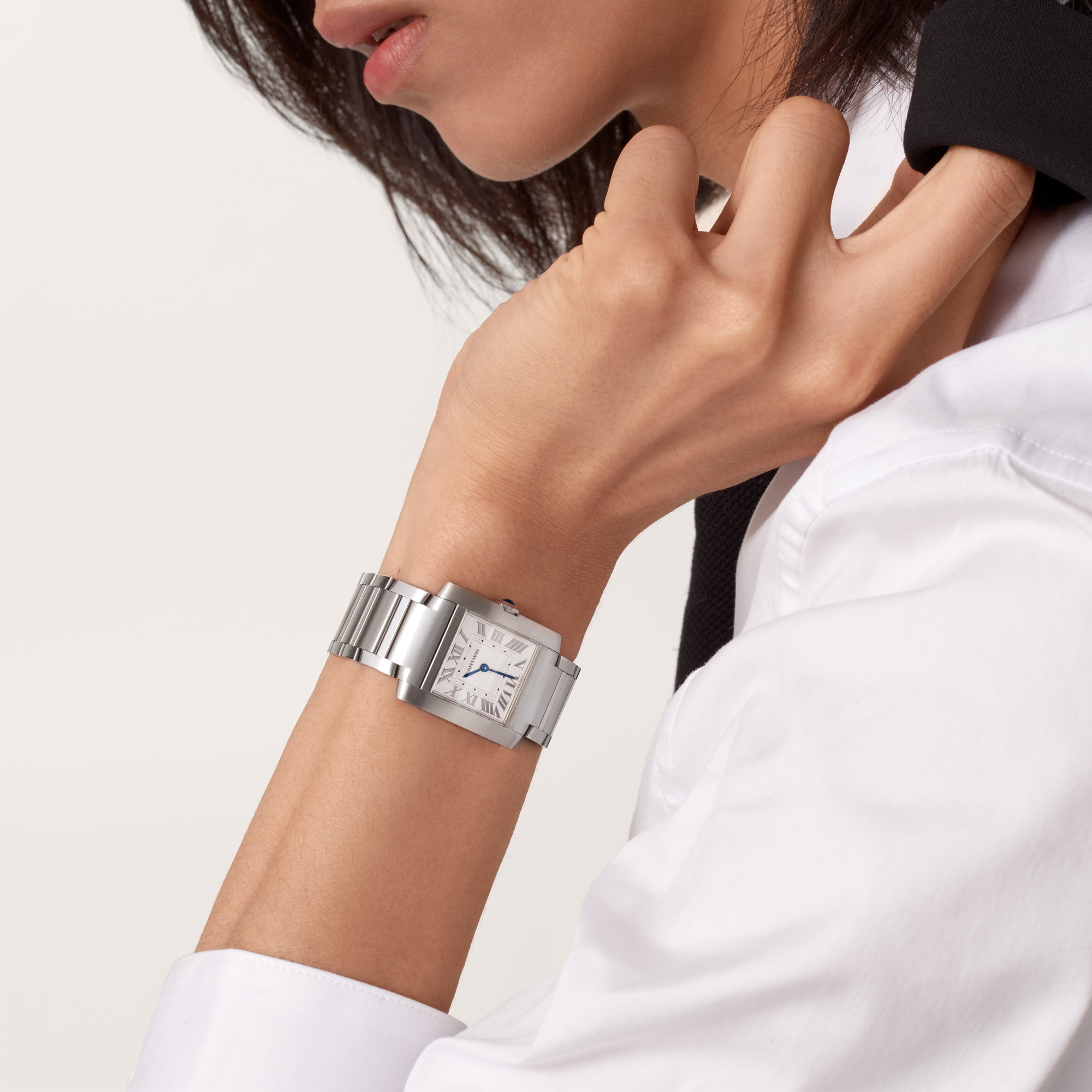 Cartier Tank Française Medium, Silver Dial, Roman Numerals_10