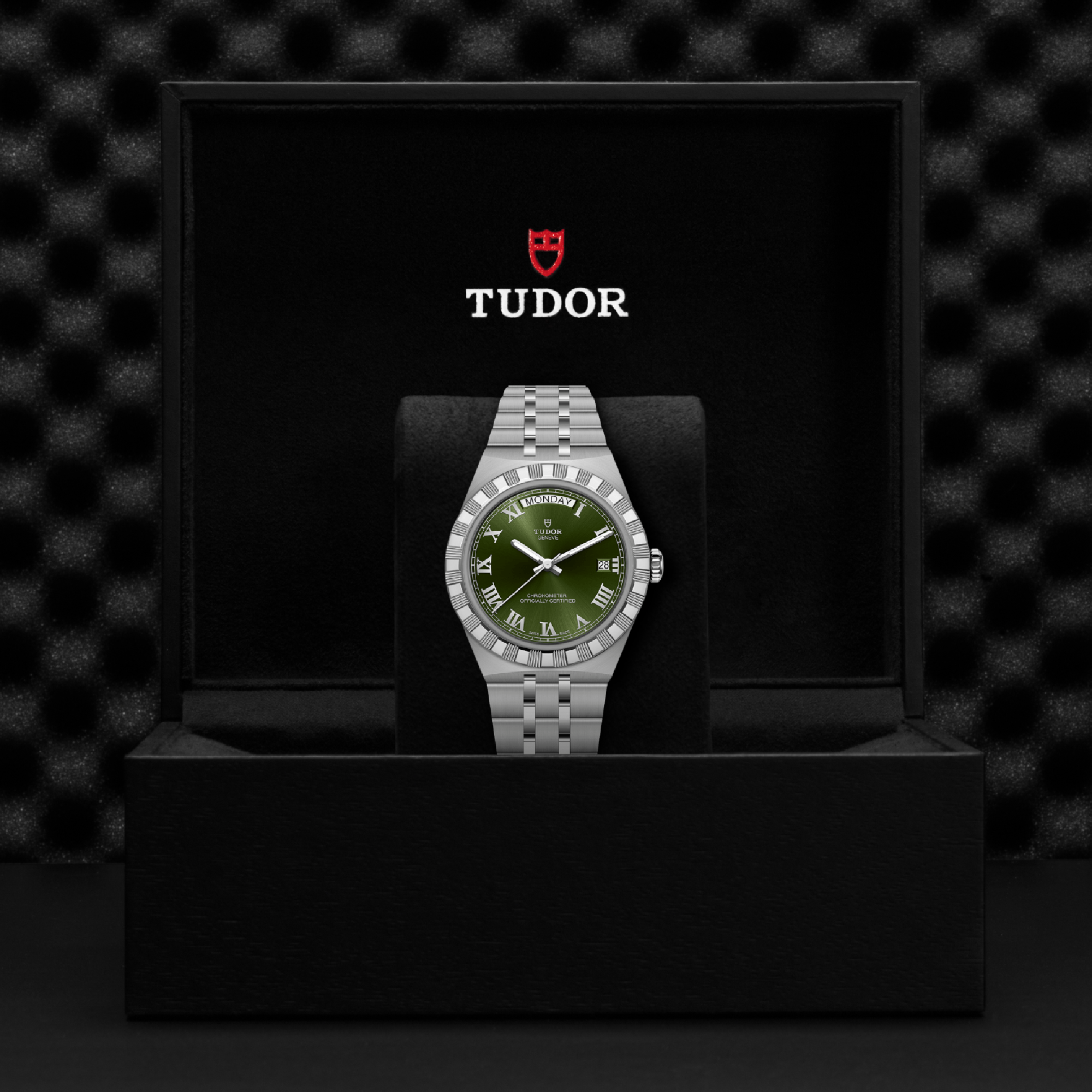 Tudor Royal 40mm, Green Dial, Roman Numerals_4
