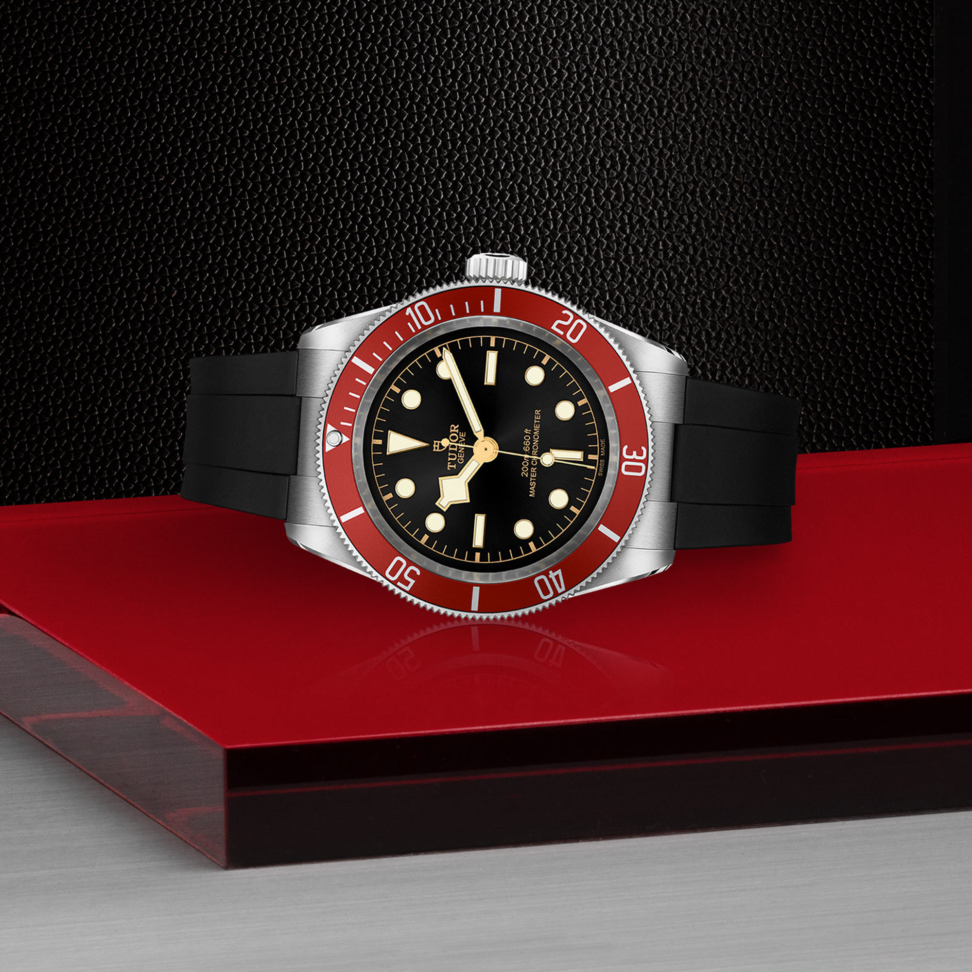 Tudor Black Bay 41mm, Black Dial, Baton Numerals_2