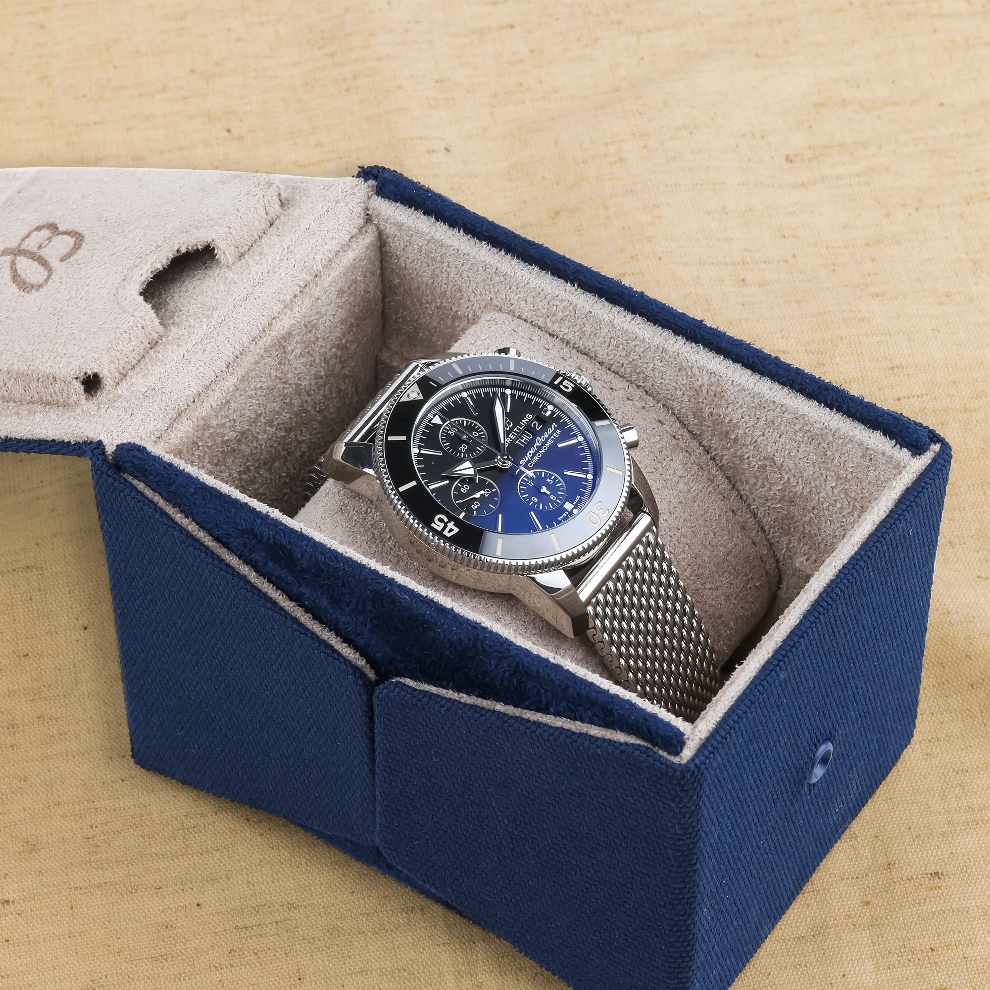 Breitling Superocean Heritage Chronograph 44mm, Black Dial, Baton Numerals_9