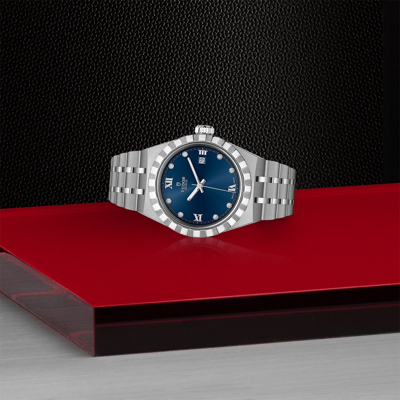 Tudor Royal 28mm. Blue Dial. Diamond Numerals_2