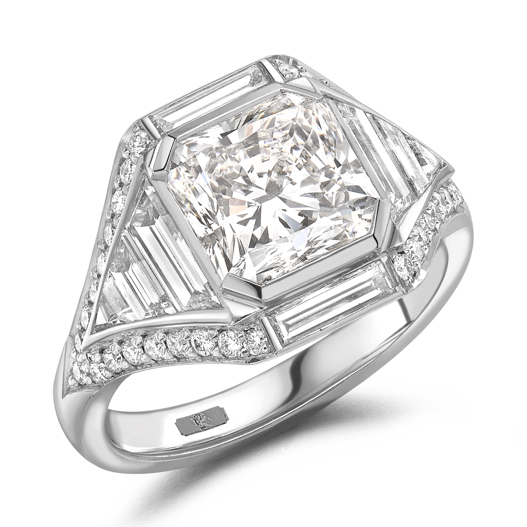 Masterpiece Astoria Setting Radiant Cut Diamond Ring Radiant Cut with Diamond Shoulders_1