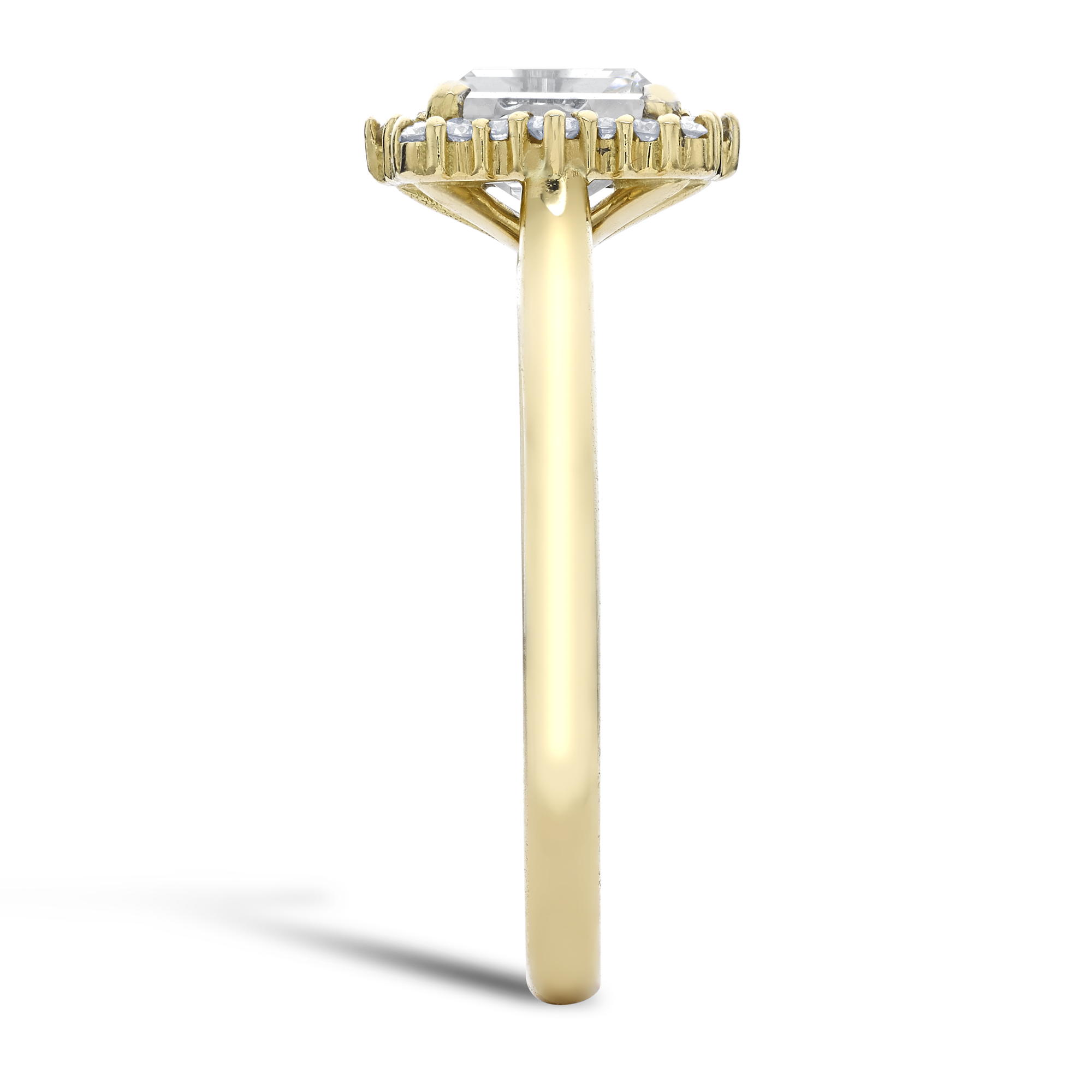 Emerald Cut 0.90ct Diamond Cluster Ring Emerald Cut, Claw Set_4
