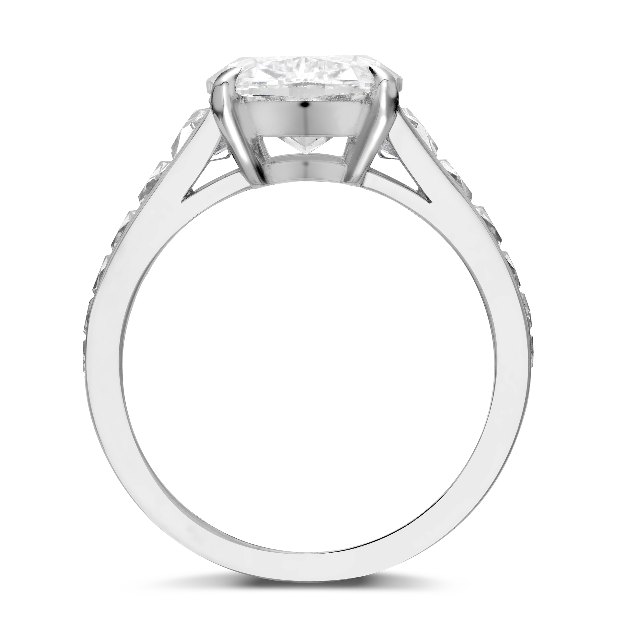 Masterpiece Pragnell Setting Antique Cushion cut Diamond Ring Four Claw Cushion cut Diamond with Twelve stone Tapered French cut Diamond set Shoulders_3