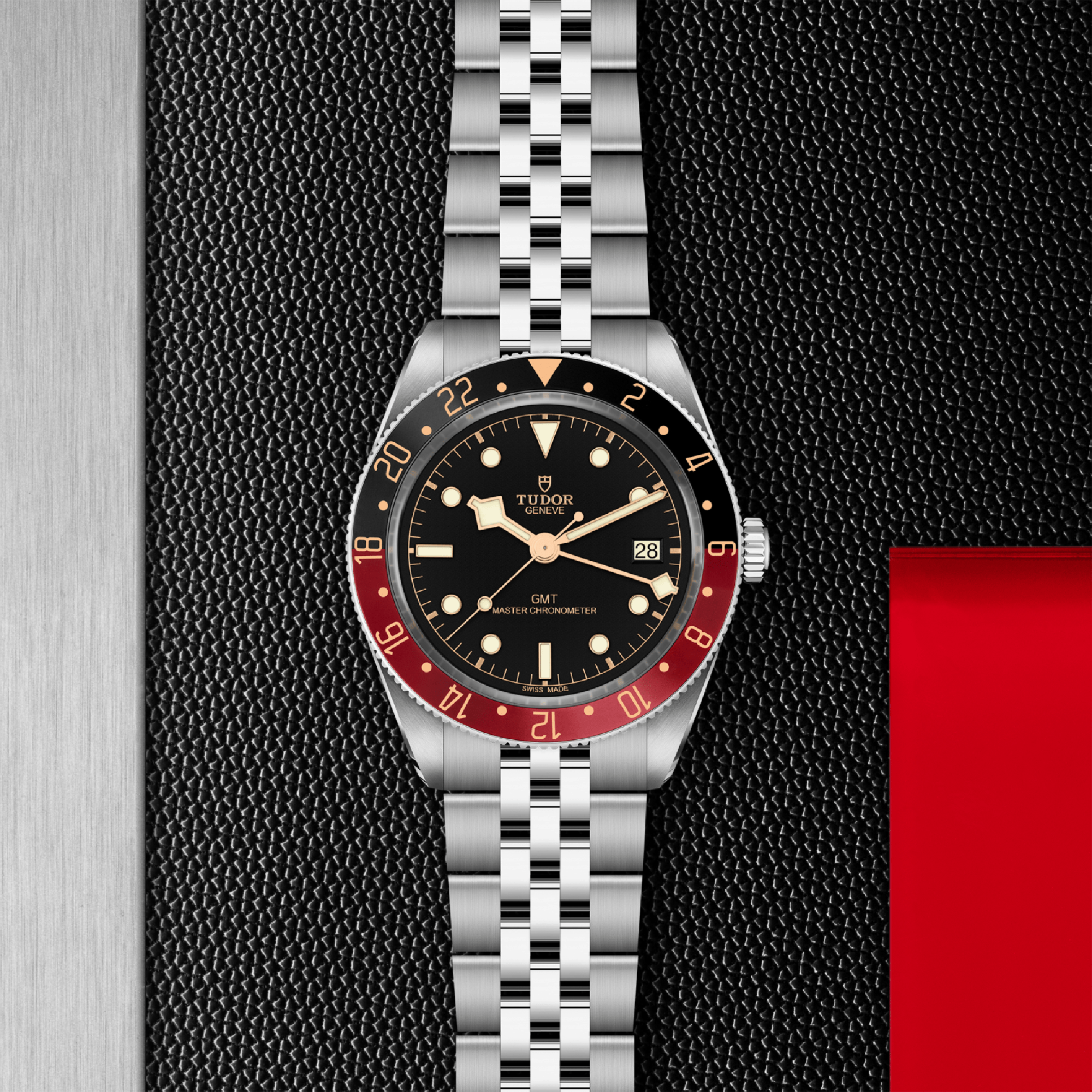 Tudor Black Bay 58 GMT 39mm, Black Dial, Arabic/Baton Numerals_2