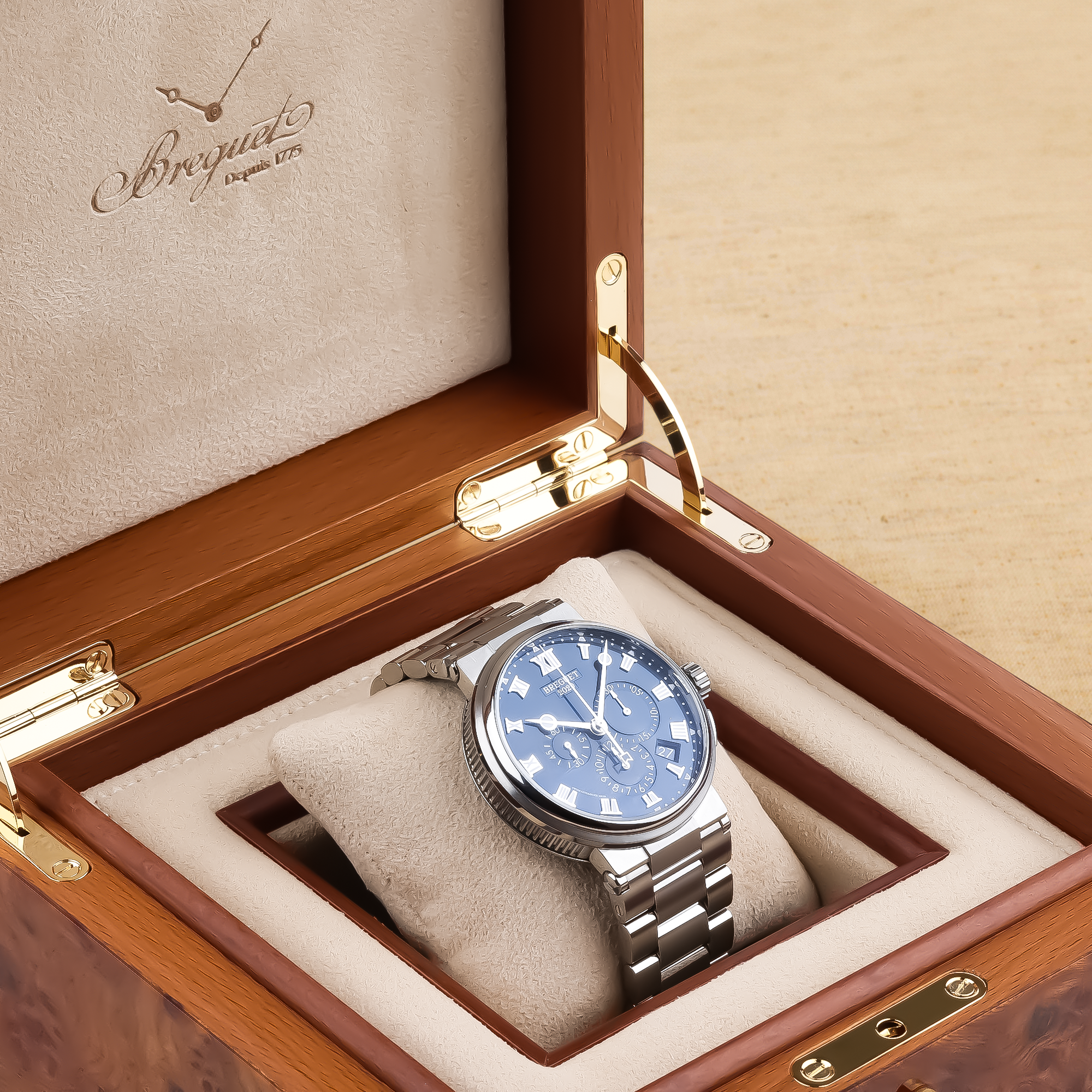 Pre-Owned Breguet Marine Chonograph 42.3mm, Blue Dial, Roman Numerals_8