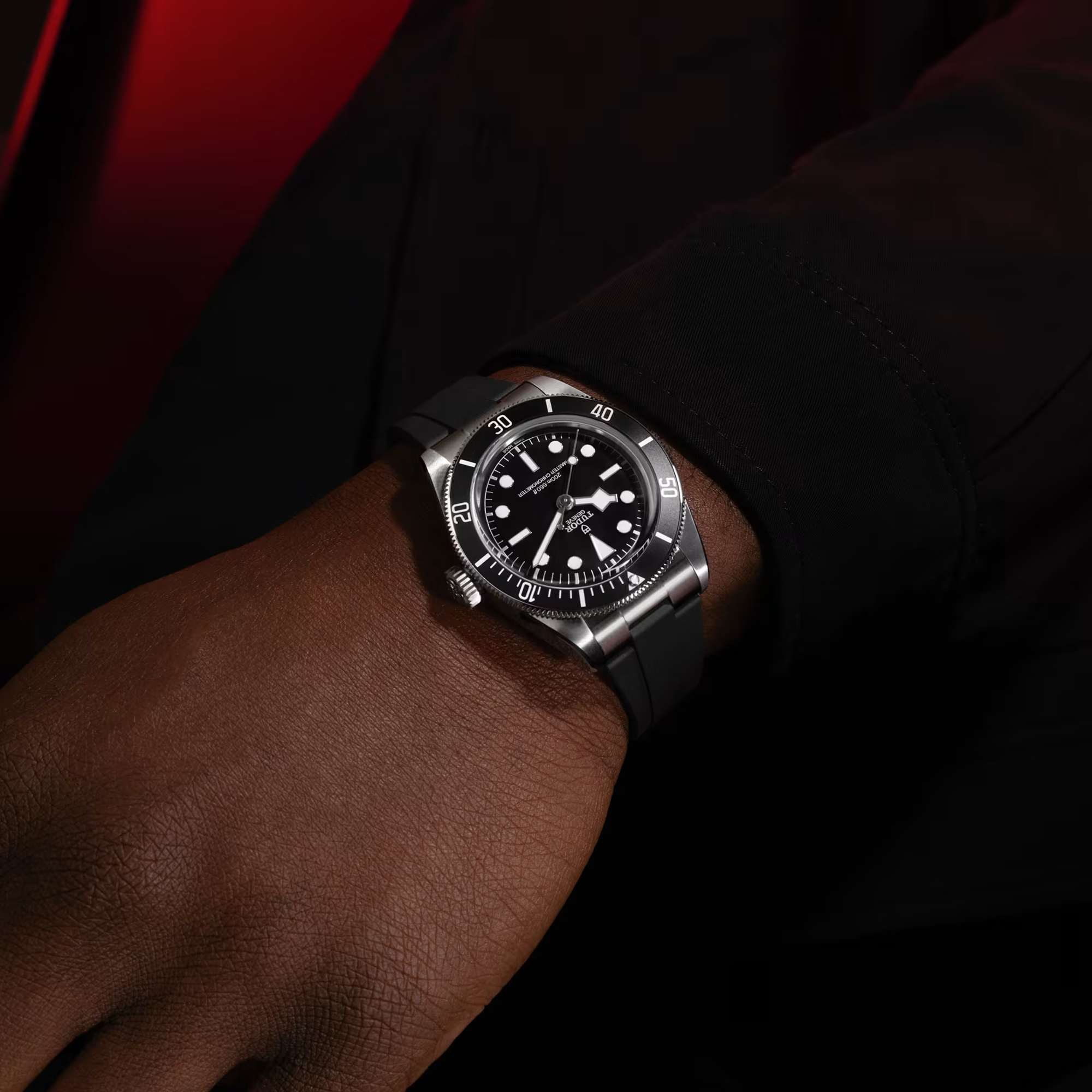 Tudor Black Bay 41mm, Black Dial, Baton/Dot Numerals_5