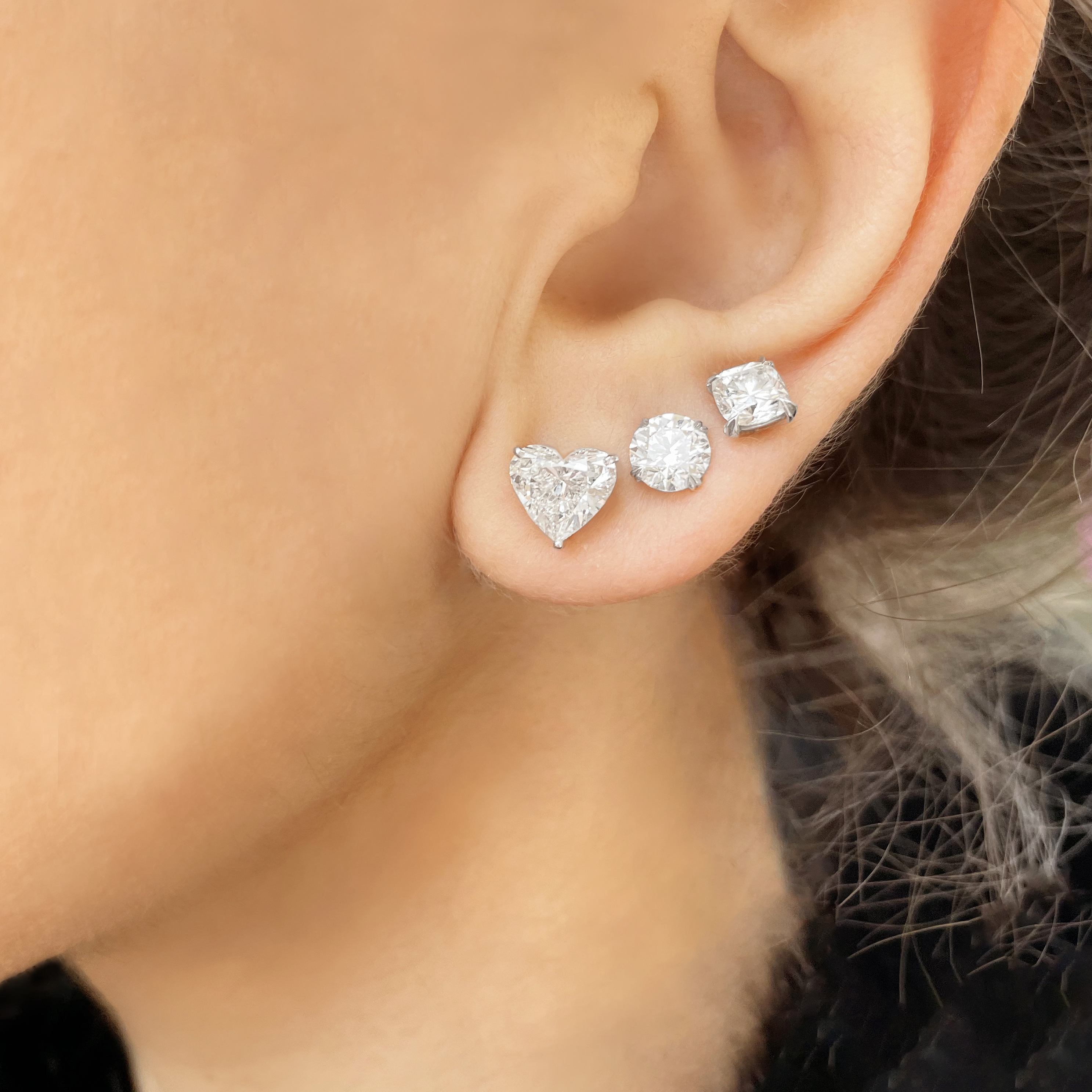 Heart Cut Diamond Stud Earrings Heart Cut, Claw Set_10